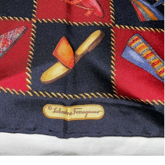 Salvatore Ferragamo Vintage 100% Silk Shoe Designs Scarf 16” Square Red Blue - Picture 4 of 12